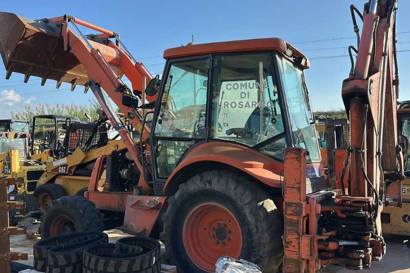 OmecoHub - Immagine FIAT HITACHI FB100